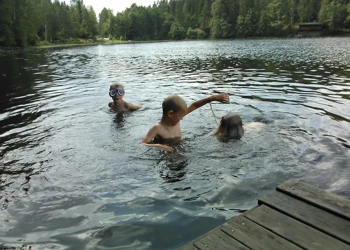 Lohja Chalet At Lake Enaejaervi